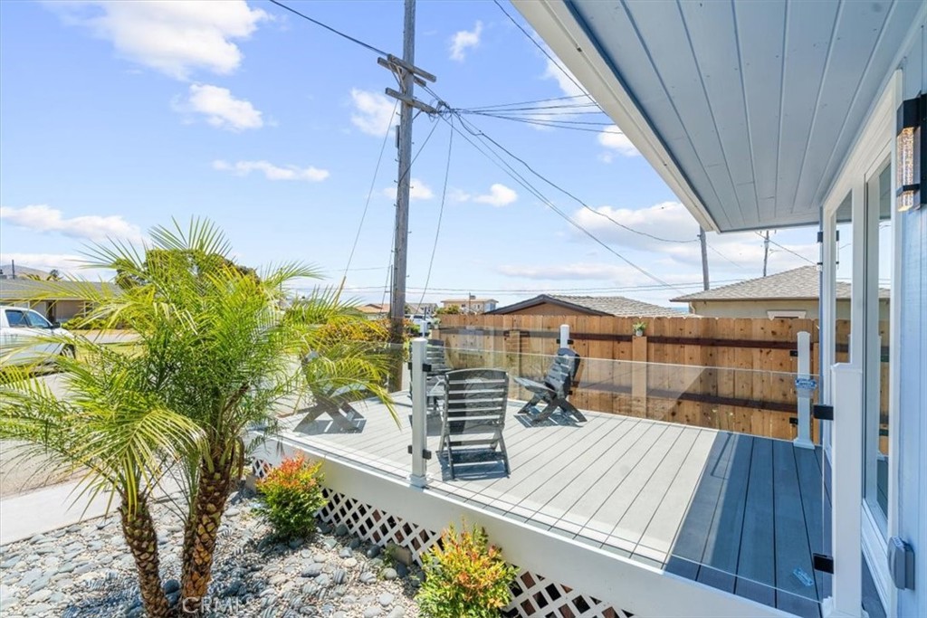 31 N 3rd St, Cayucos, CA 93430