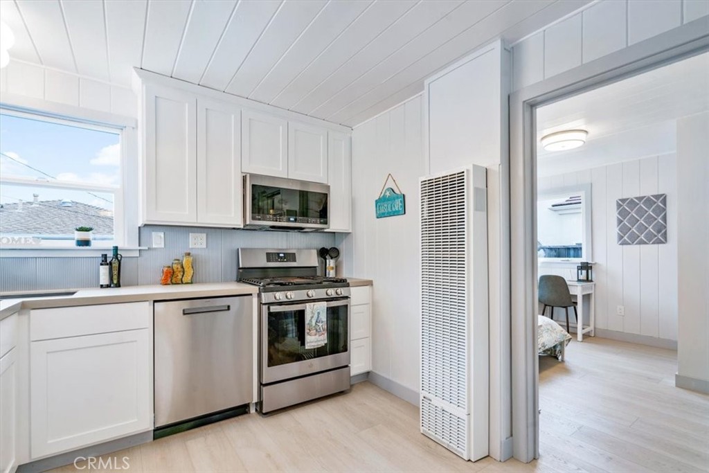 31 N 3rd St, Cayucos, CA 93430