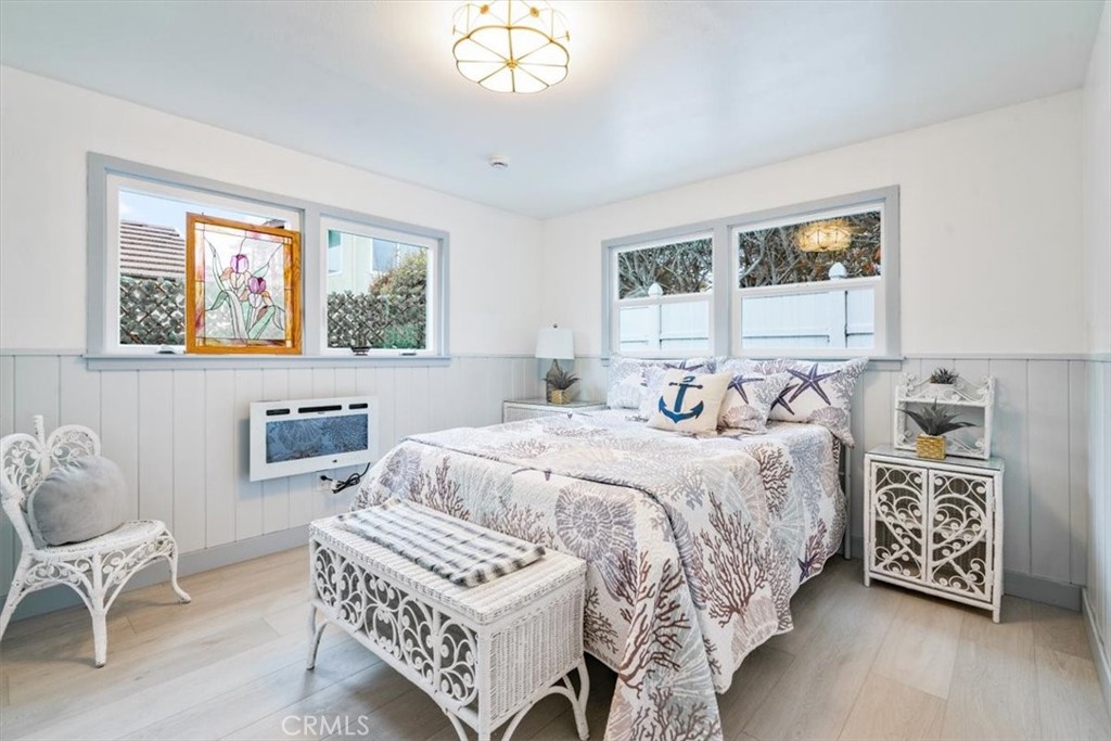 31 N 3rd St, Cayucos, CA 93430