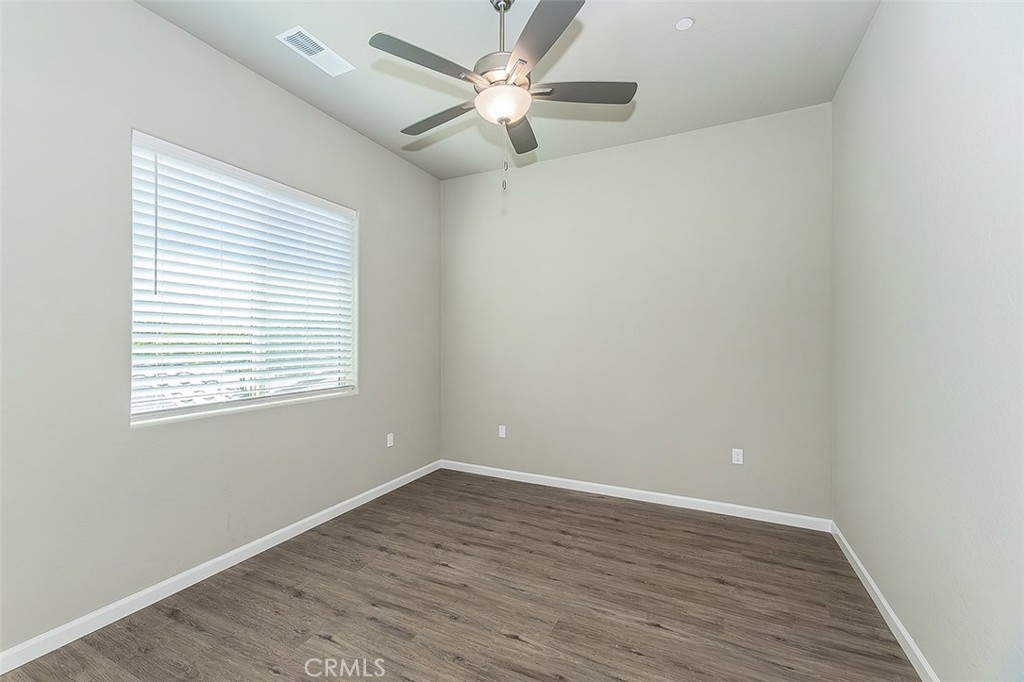 6008 E Sussex Way, Fresno, CA 93727