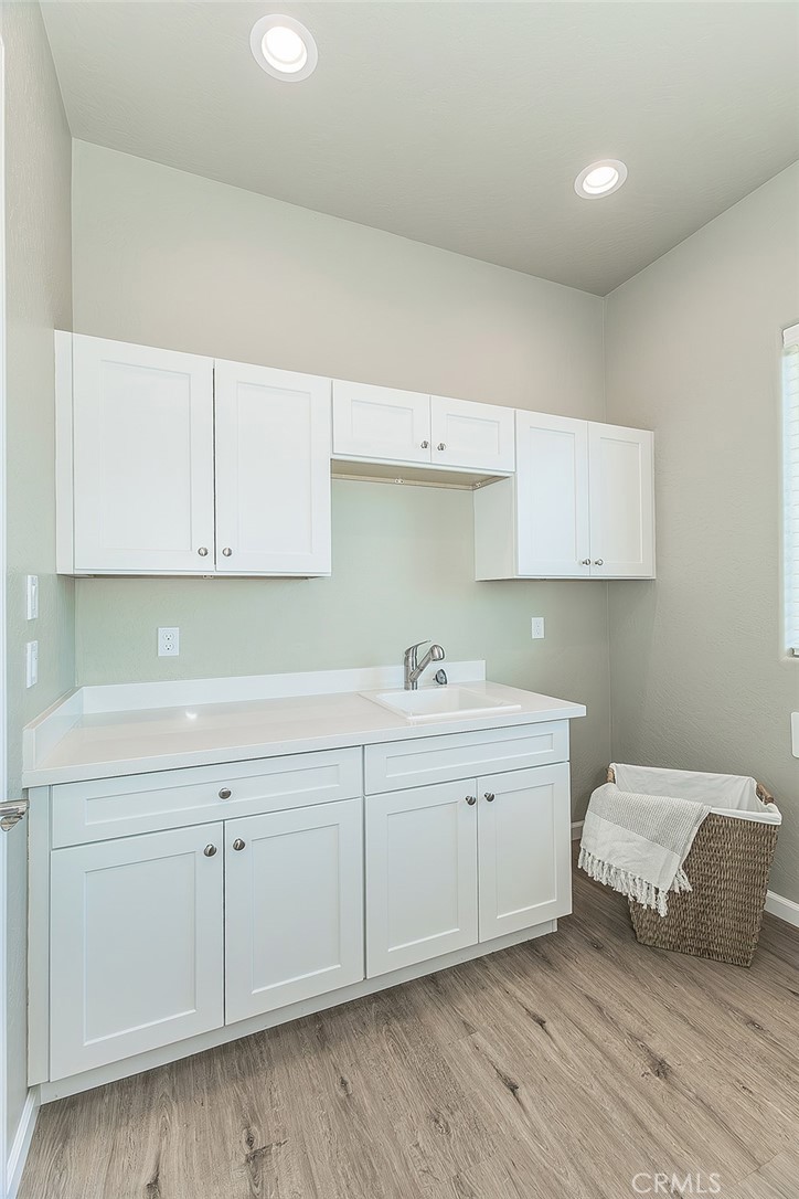 6008 E Sussex Way, Fresno, CA 93727