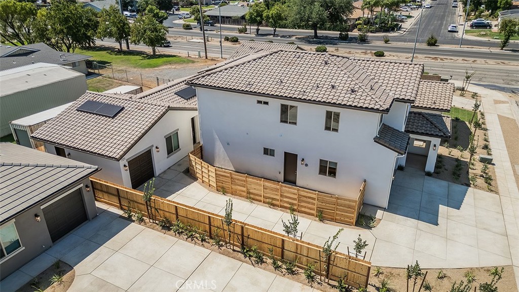 6008 E Sussex Way, Fresno, CA 93727