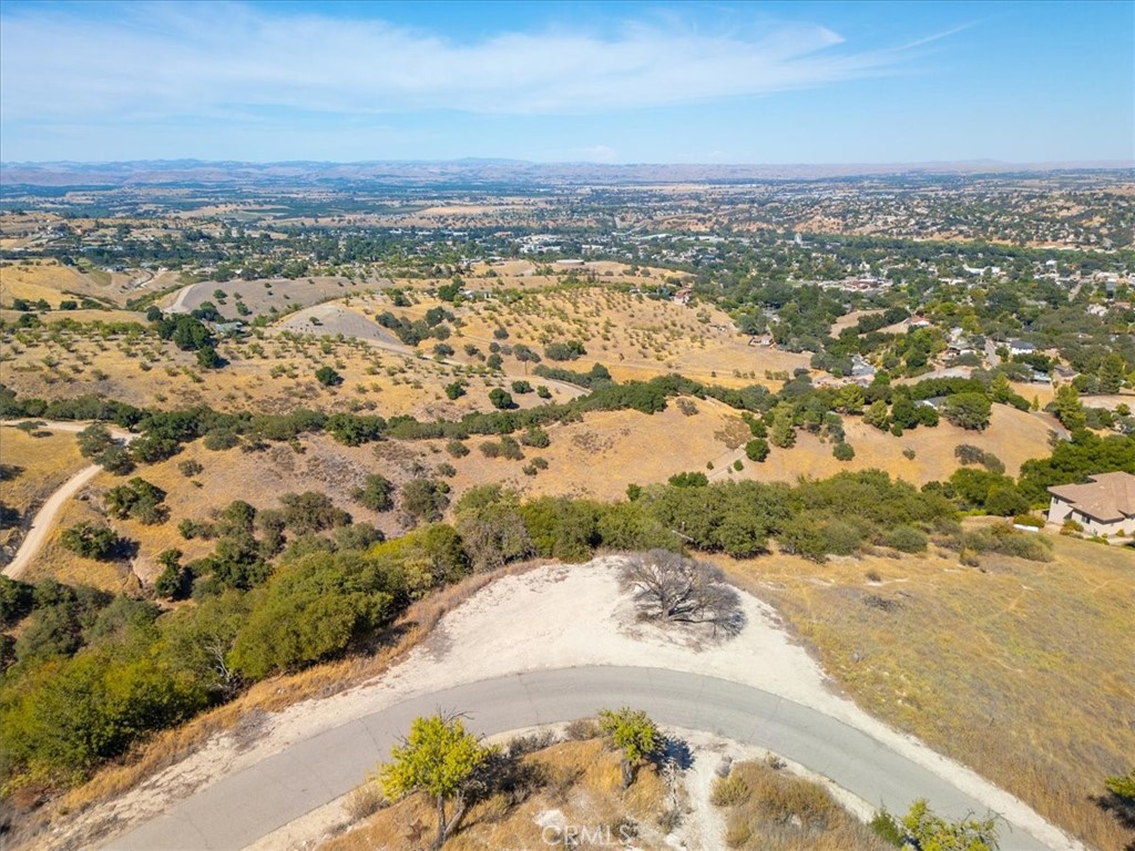 1475 Fern Canyon, Paso Robles, CA 93446