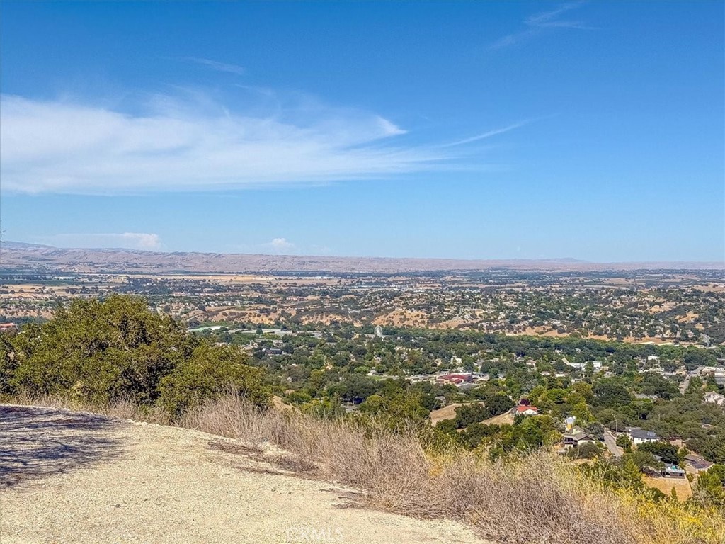1475 Fern Canyon, Paso Robles, CA 93446