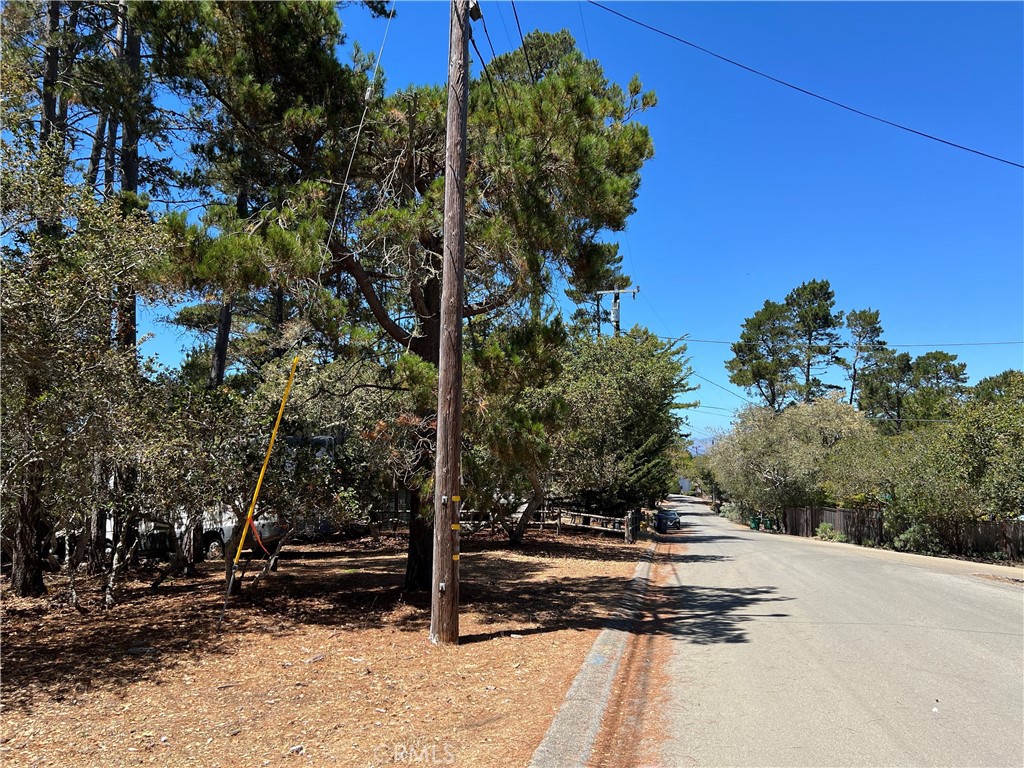 1865 Dreydon Ave, Cambria, CA 93428