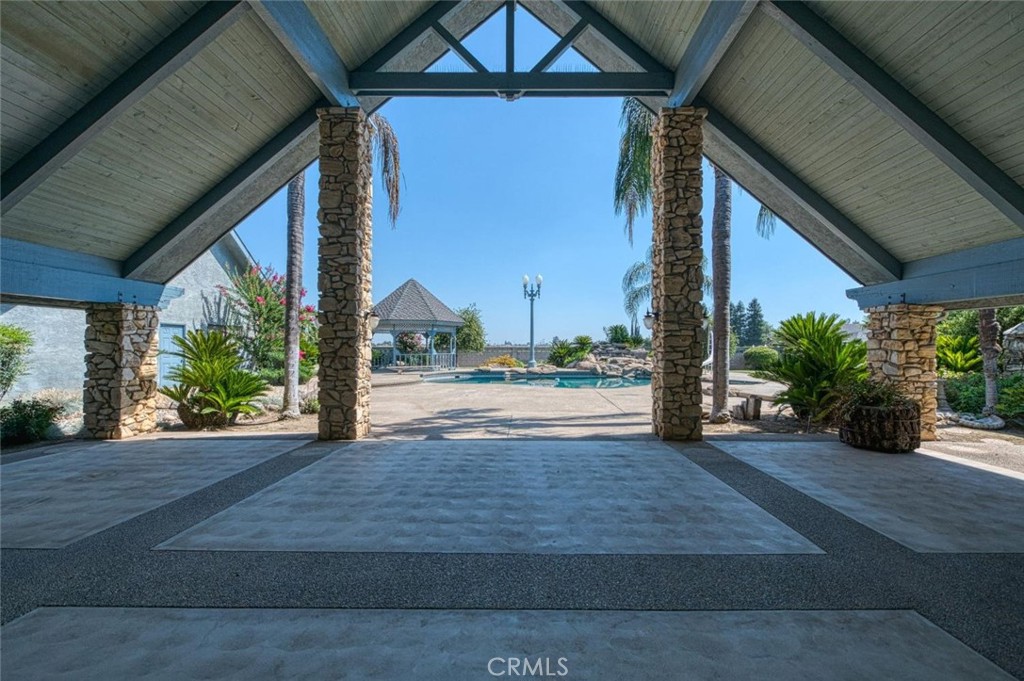 424 N De Wolf Ave, Fresno, CA 93737