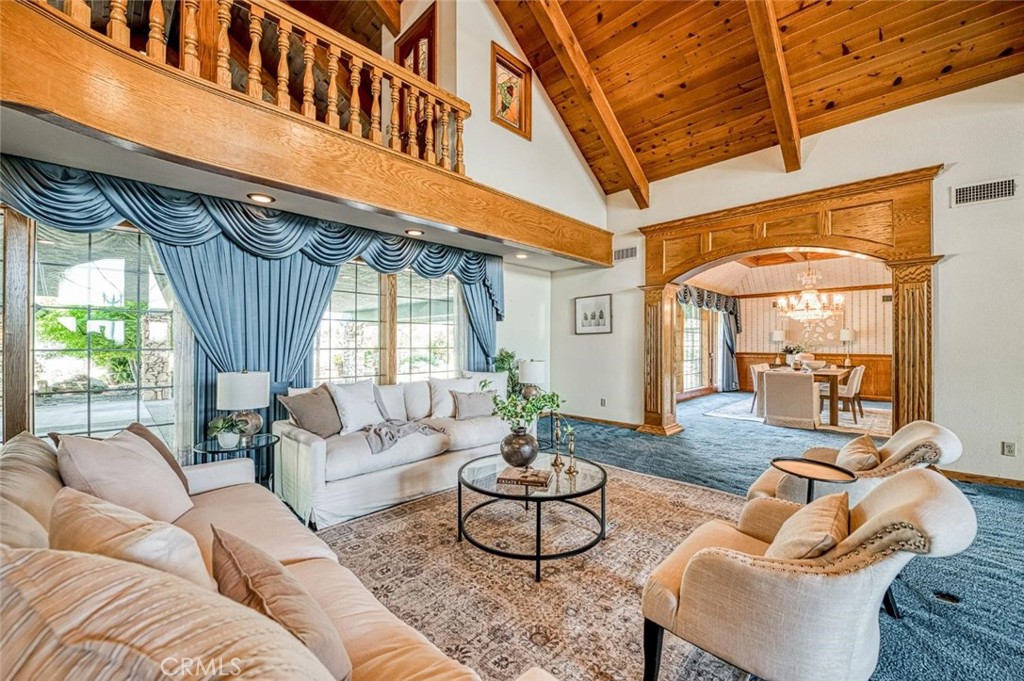 424 N De Wolf Ave, Fresno, CA 93737