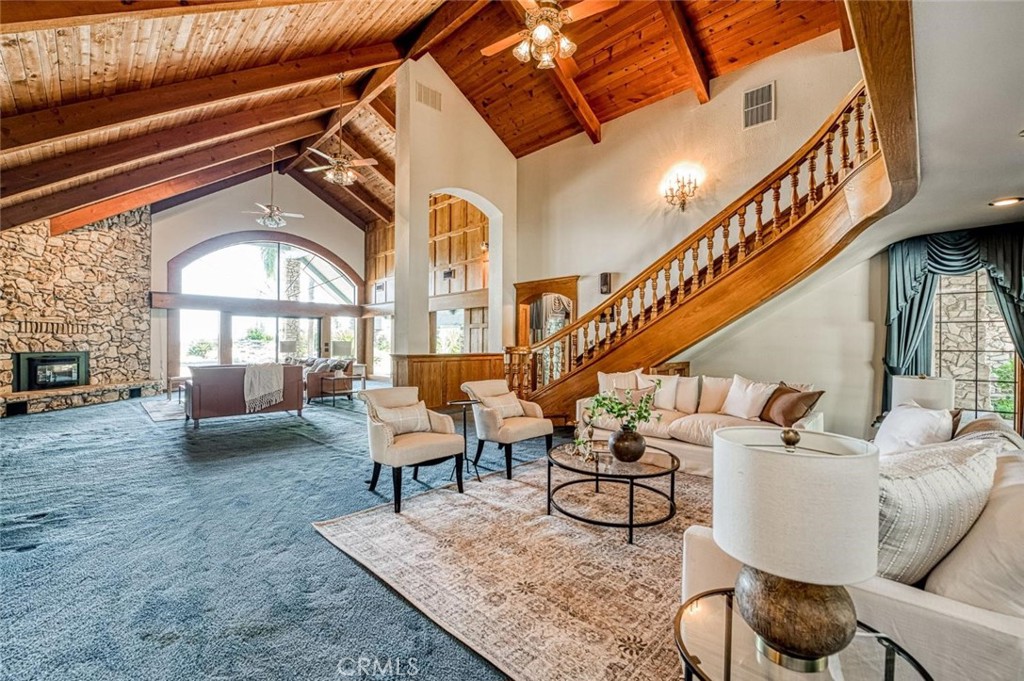 424 N De Wolf Ave, Fresno, CA 93737