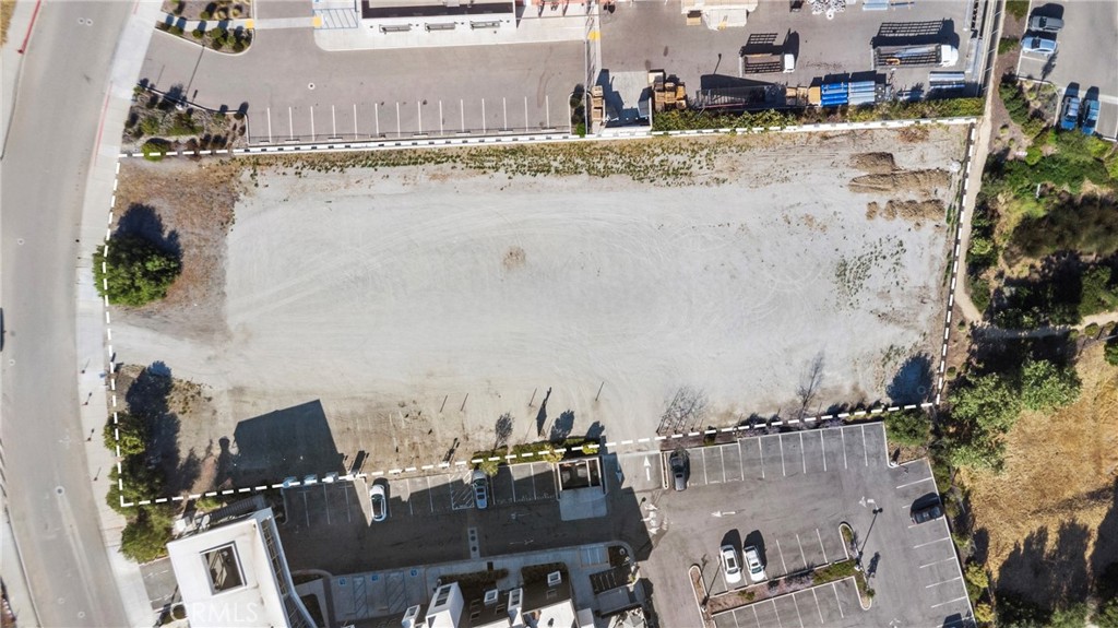 1051 Farmhouse Ln, San Luis Obispo, CA 93401