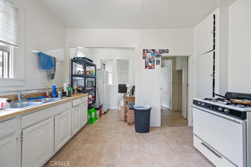 1143 Walnut St, San Luis Obispo, CA 93401