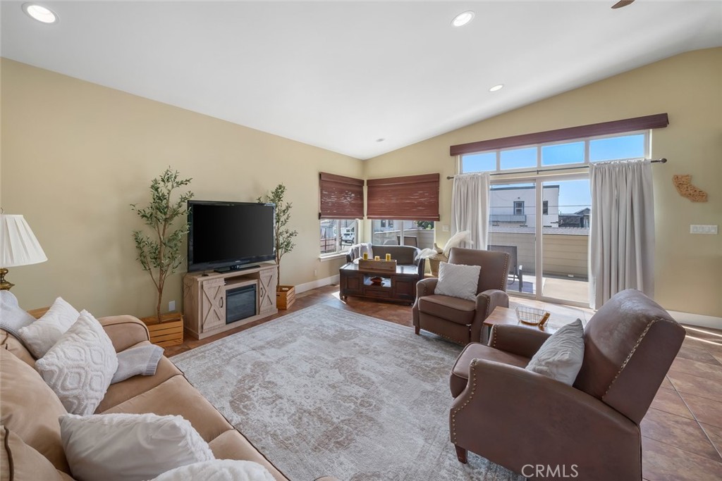 159 Ash Avenue, Cayucos, CA 93430