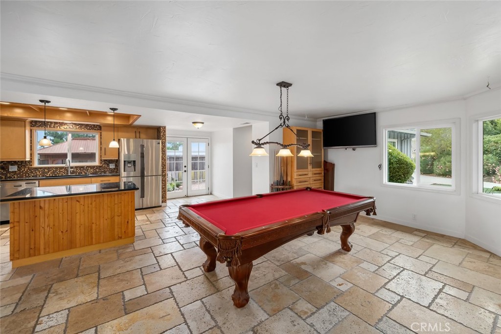 6001 Joan Pl, San Luis Obispo, CA 93401
