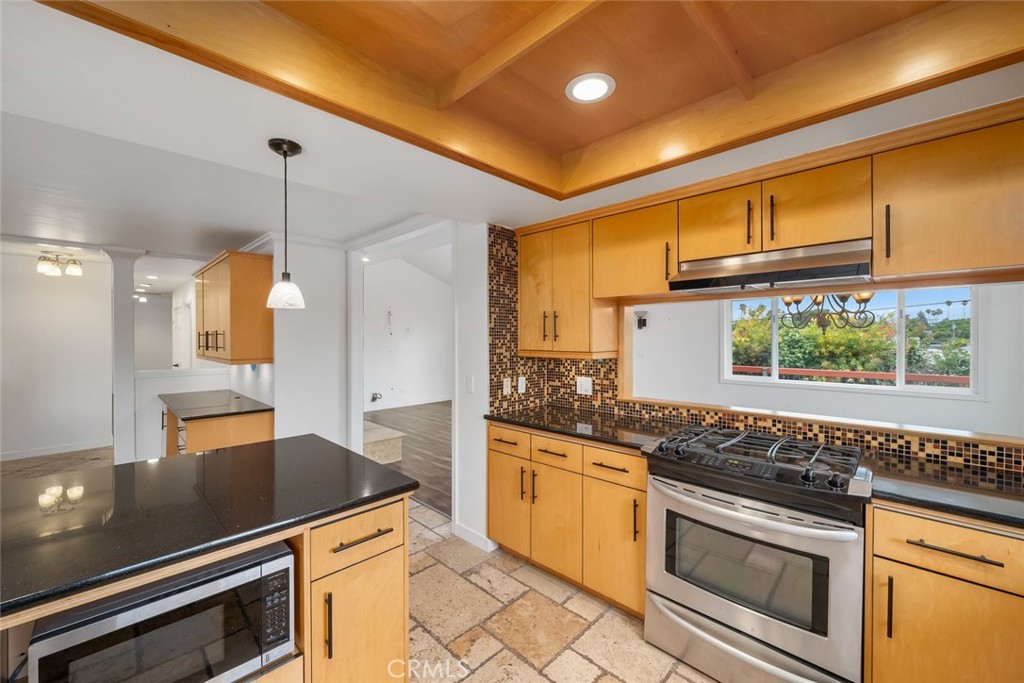 6001 Joan Pl, San Luis Obispo, CA 93401