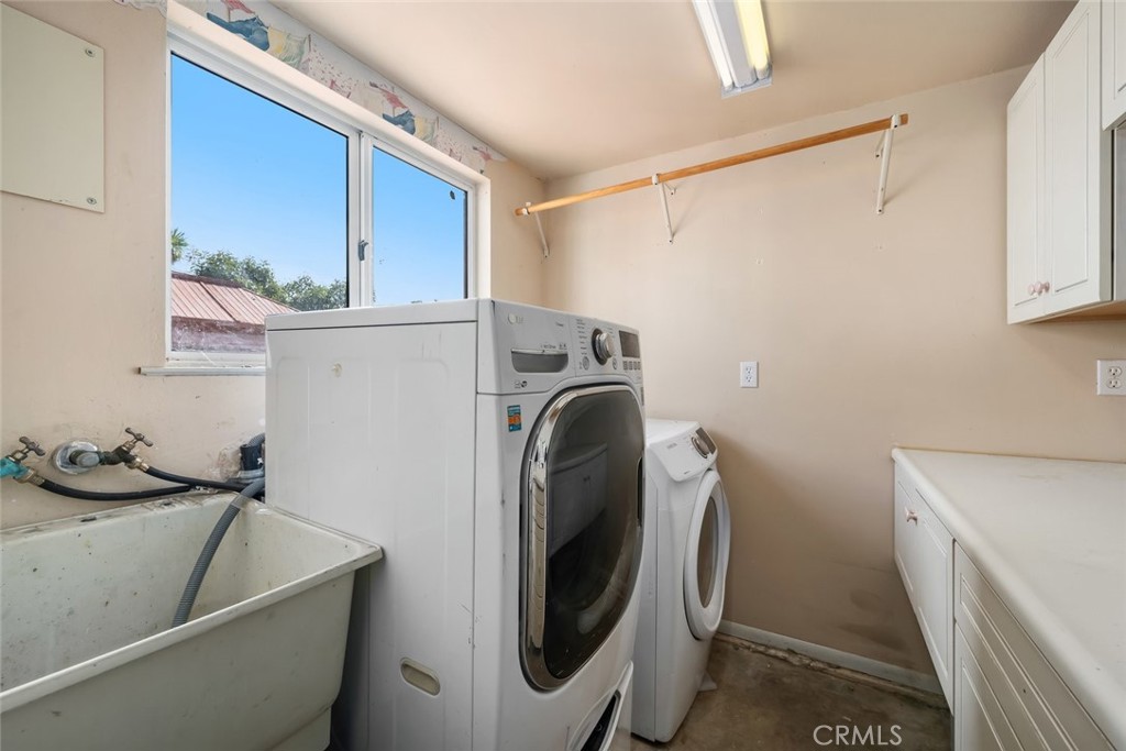 6001 Joan Pl, San Luis Obispo, CA 93401