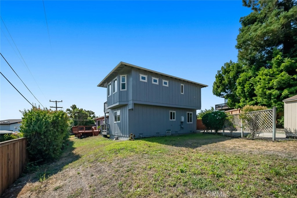 6001 Joan Pl, San Luis Obispo, CA 93401