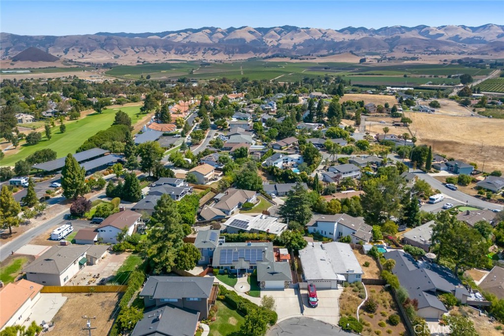 6001 Joan Pl, San Luis Obispo, CA 93401