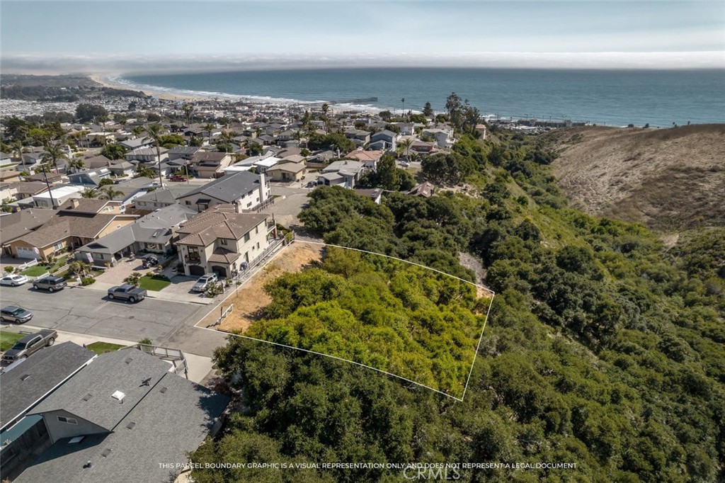 991 Visalia St, Pismo Beach, CA 93449