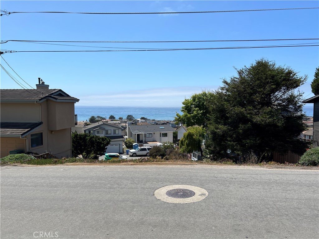 605 Ardath Dr, Cambria, CA 93428