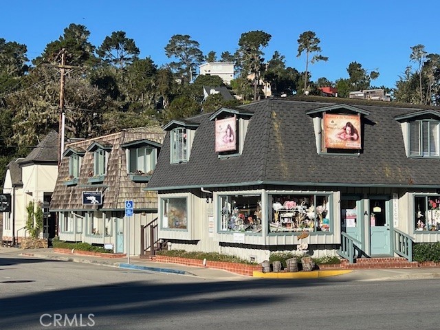816 Main St, Cambria, CA 93428