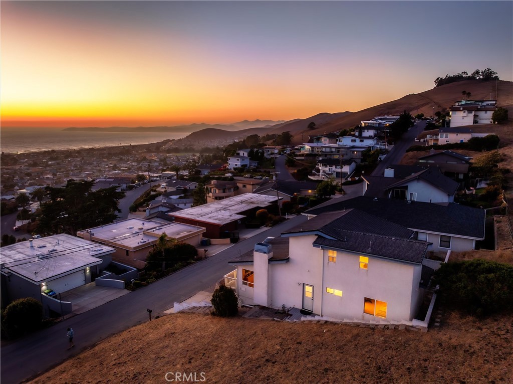 2556 Nutmeg Ave, Morro Bay, CA 93442