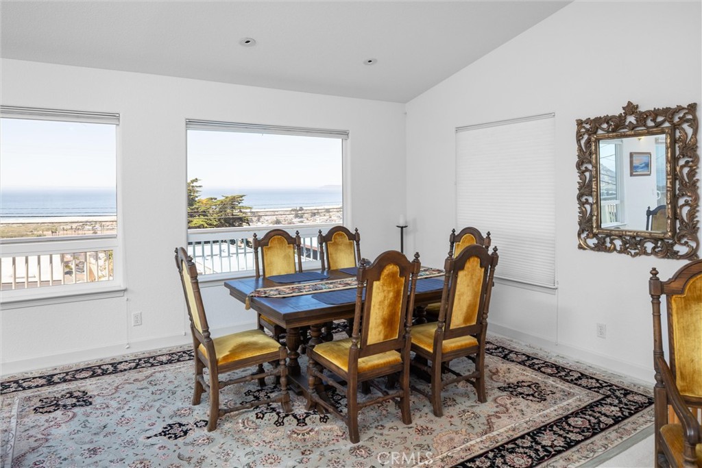 2556 Nutmeg Ave, Morro Bay, CA 93442