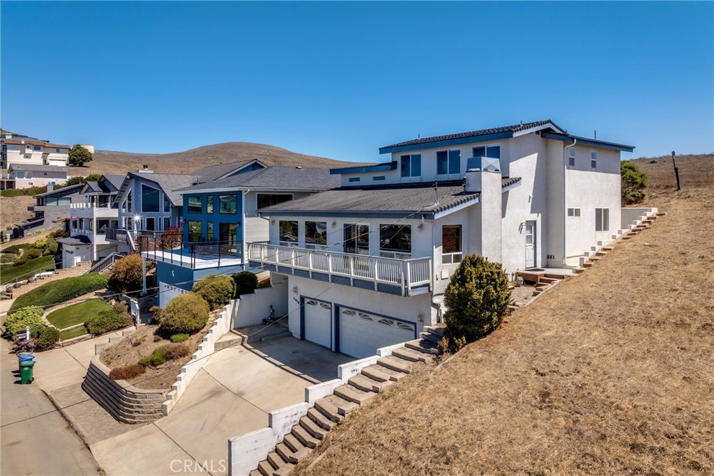 2556 Nutmeg Ave, Morro Bay, CA 93442