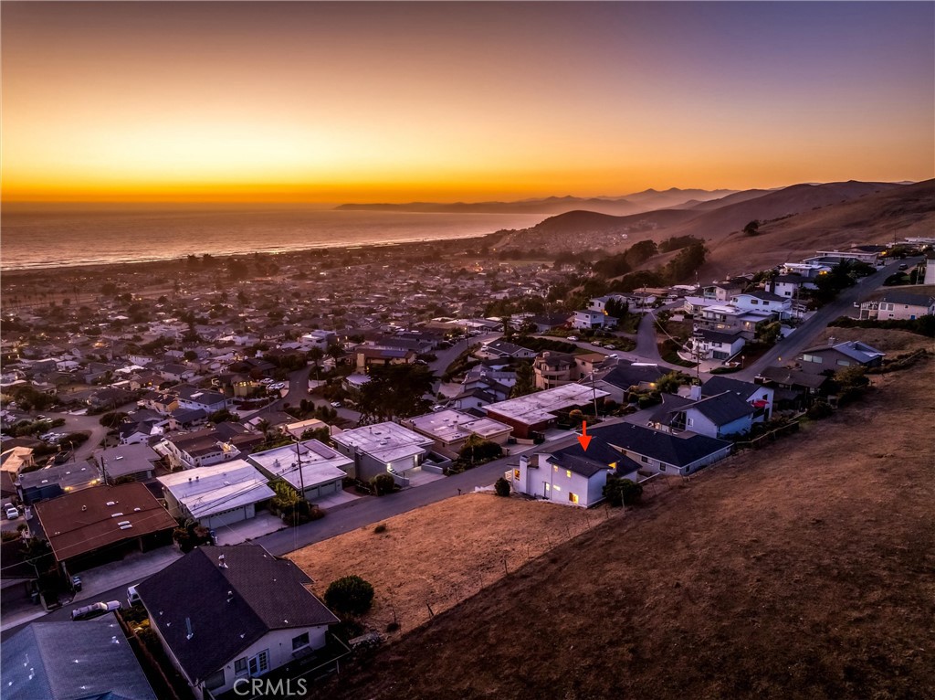 2556 Nutmeg Ave, Morro Bay, CA 93442