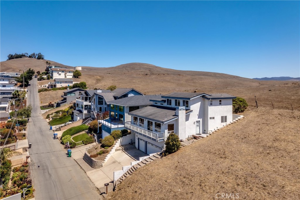 2556 Nutmeg Ave, Morro Bay, CA 93442
