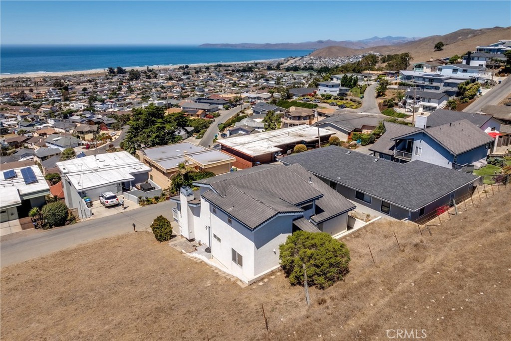 2556 Nutmeg Ave, Morro Bay, CA 93442