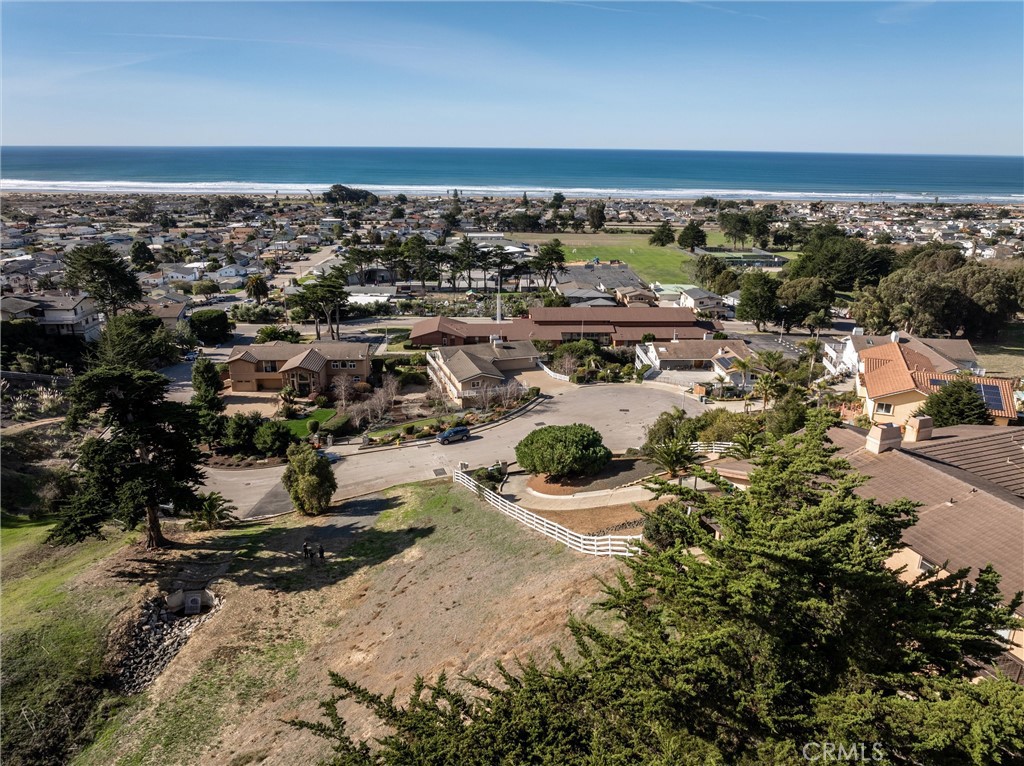 670 Sequoia Ct, Morro Bay, CA 93442
