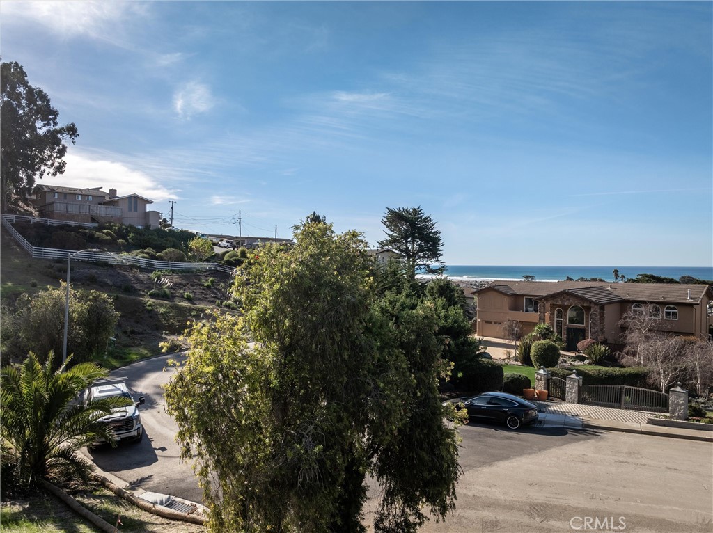 670 Sequoia Ct, Morro Bay, CA 93442