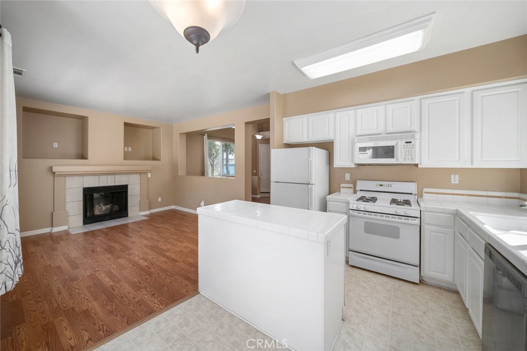 2913 Cottage Lane, Paso Robles, CA 93446