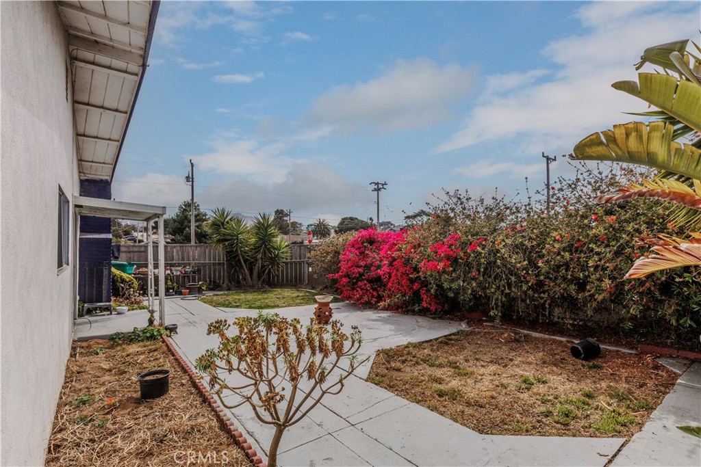 914 El Morro Ave, Los Osos, CA 93402