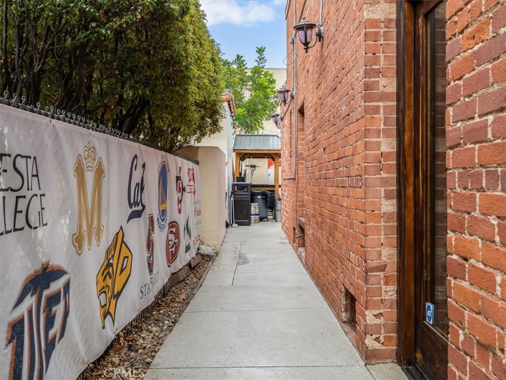 1131 Broad St, San Luis Obispo, CA 93401