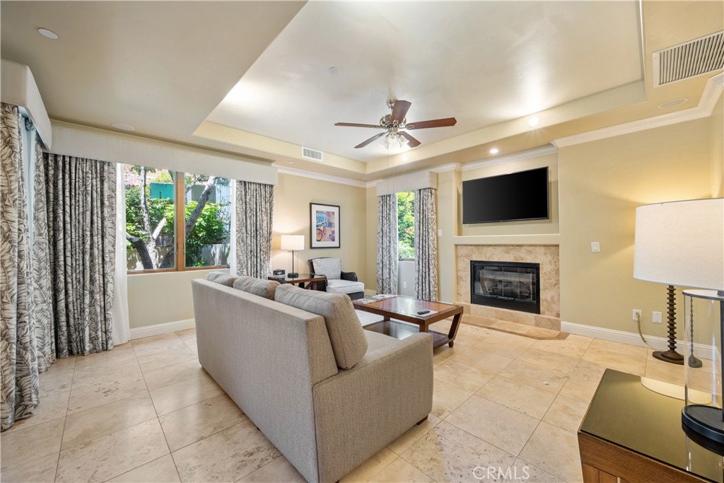 2727 Shell Beach Rd, Pismo Beach, CA 93449