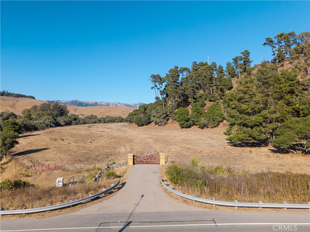 2845 Main St, Cambria, CA 93428