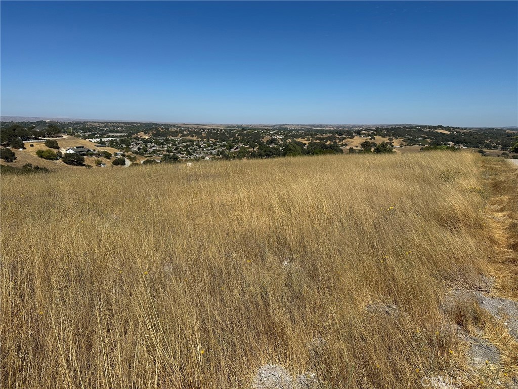 350 Robles Rd, Paso Robles, CA 93446