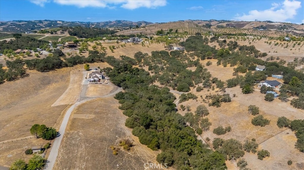 350 Robles Rd, Paso Robles, CA 93446