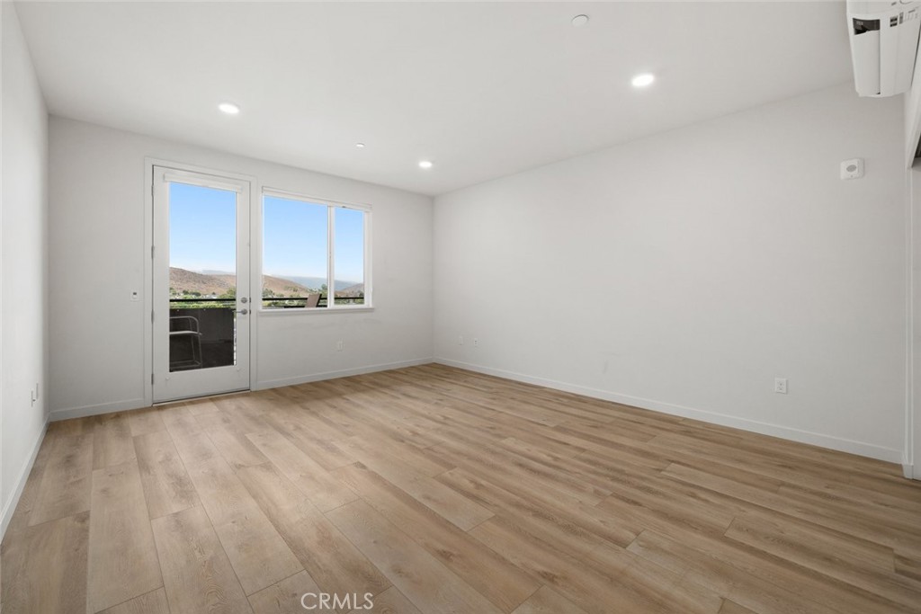 2475 Victoria Ave #406, San Luis Obispo, CA 93401