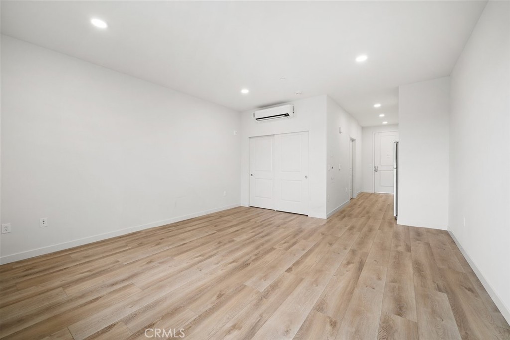 2475 Victoria Ave #406, San Luis Obispo, CA 93401