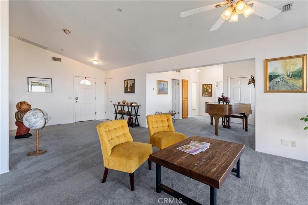 13750 Falcon Road, Atascadero, CA 93422