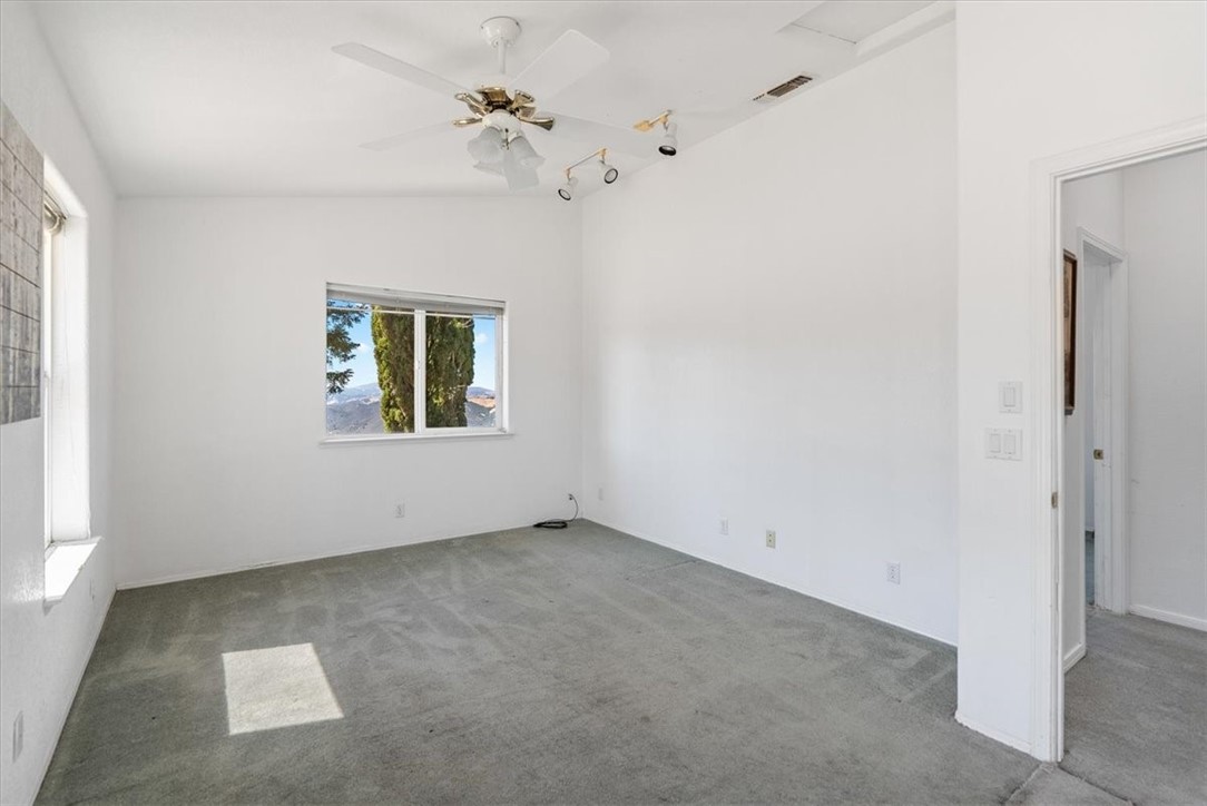 13750 Falcon Road, Atascadero, CA 93422