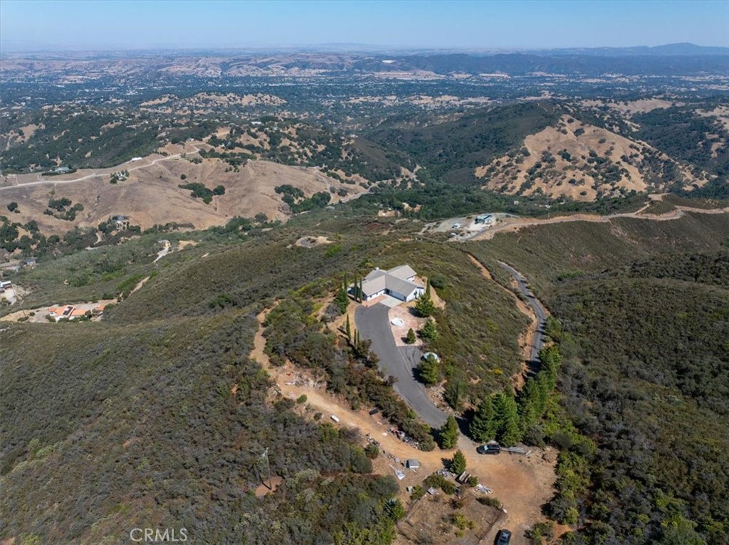 13750 Falcon Road, Atascadero, CA 93422