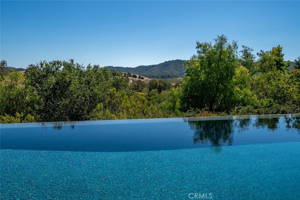 1175 Bassi Dr, San Luis Obispo, CA 93405