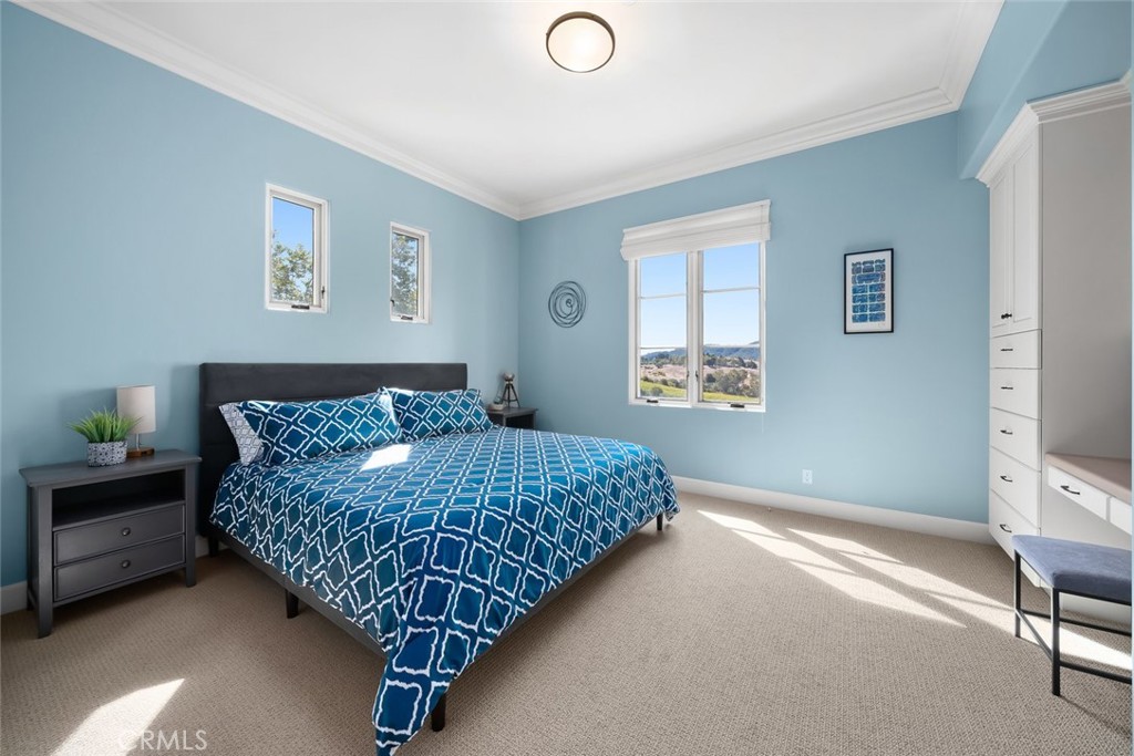 1175 Bassi Dr, San Luis Obispo, CA 93405