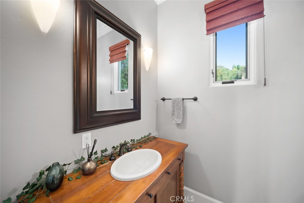 1175 Bassi Dr, San Luis Obispo, CA 93405