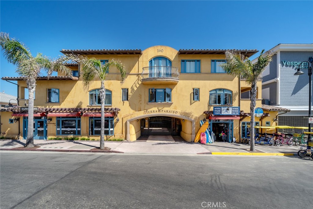 160 Hinds Avenue #202, Pismo Beach, CA 93449