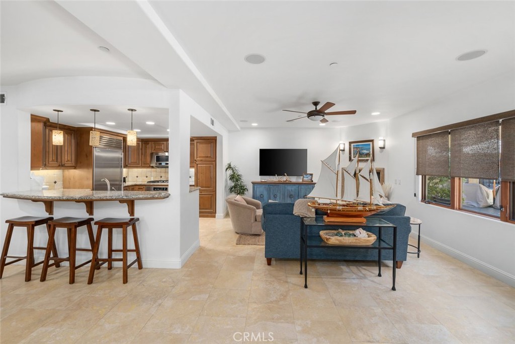 160 Hinds Avenue #202, Pismo Beach, CA 93449