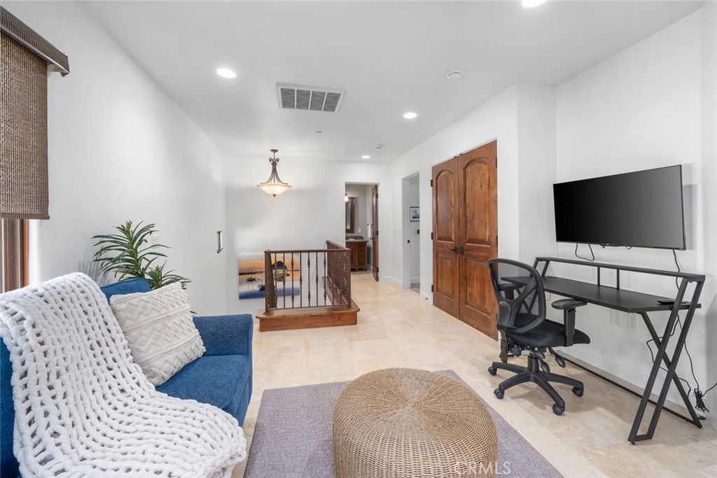 160 Hinds Avenue #202, Pismo Beach, CA 93449