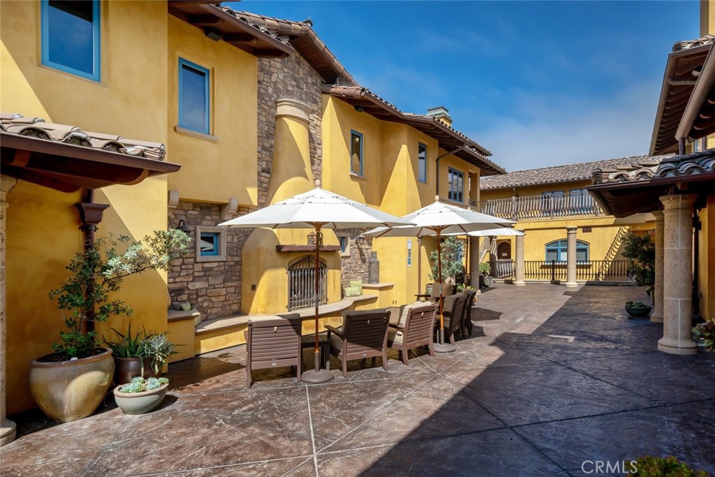 160 Hinds Avenue #202, Pismo Beach, CA 93449